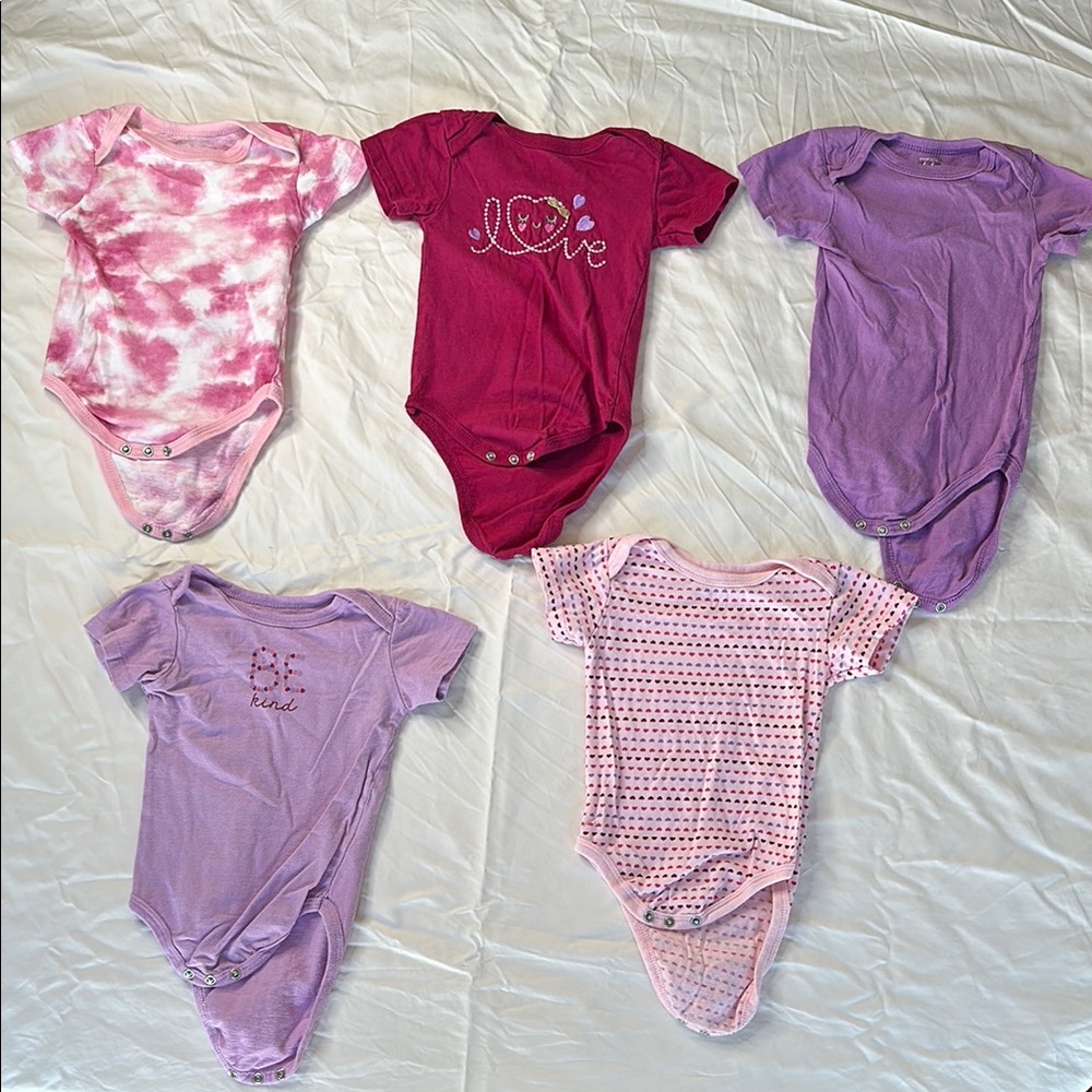 Mon Cheri Pink and Purple Bodysuits with Vibrant Colors Patterns size 6-9 months